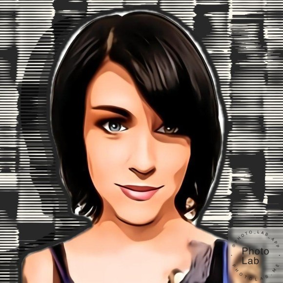 Meet your Posher, Laura - Picture 1 of 1